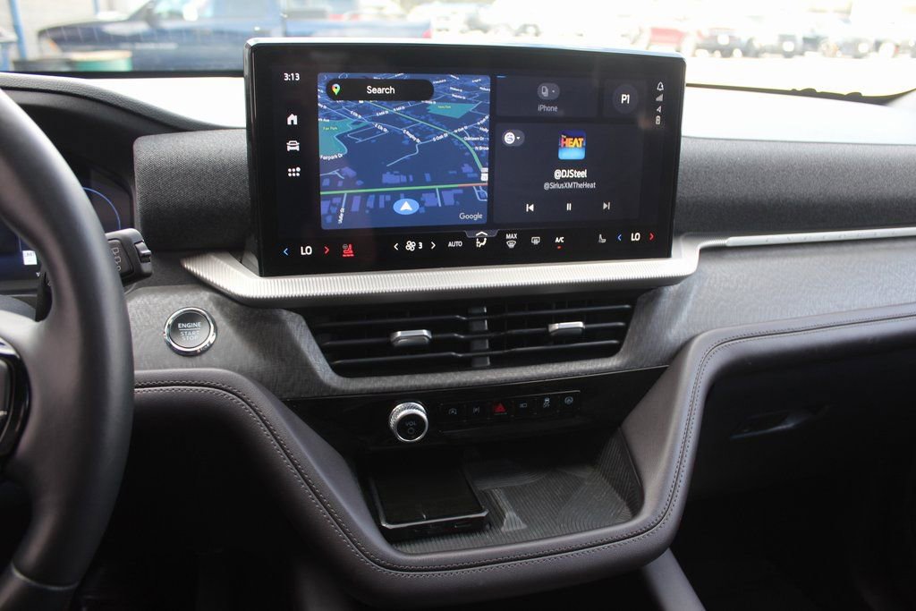 Used 2025 Ford Explorer Platinum w/ LUX Leather Package image 28