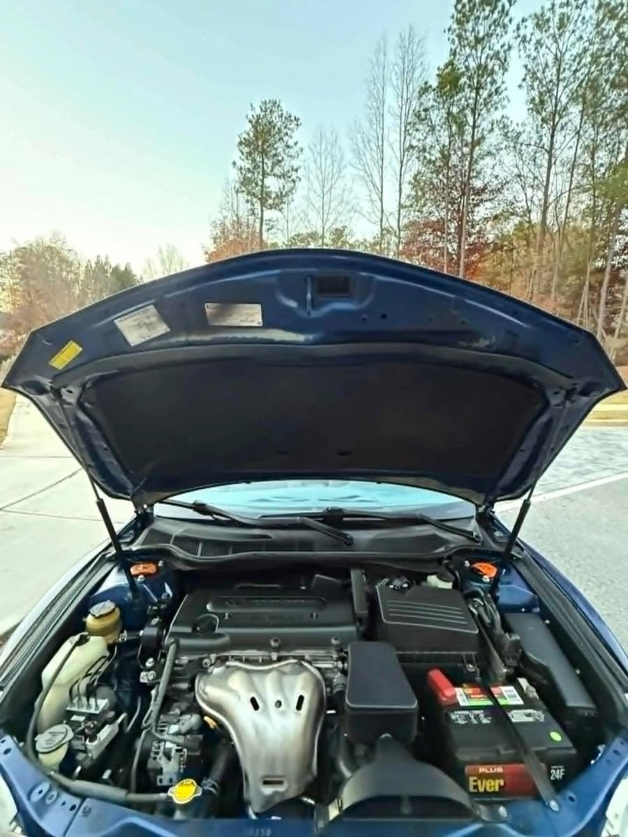 Used 2009 Toyota Camry LE image 12