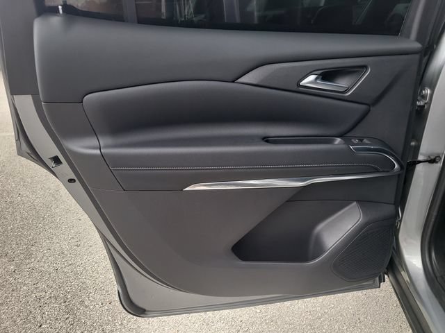 Used 2024 Chevrolet Traverse LS w/ LPO, Floor Liner Package FWD image 12