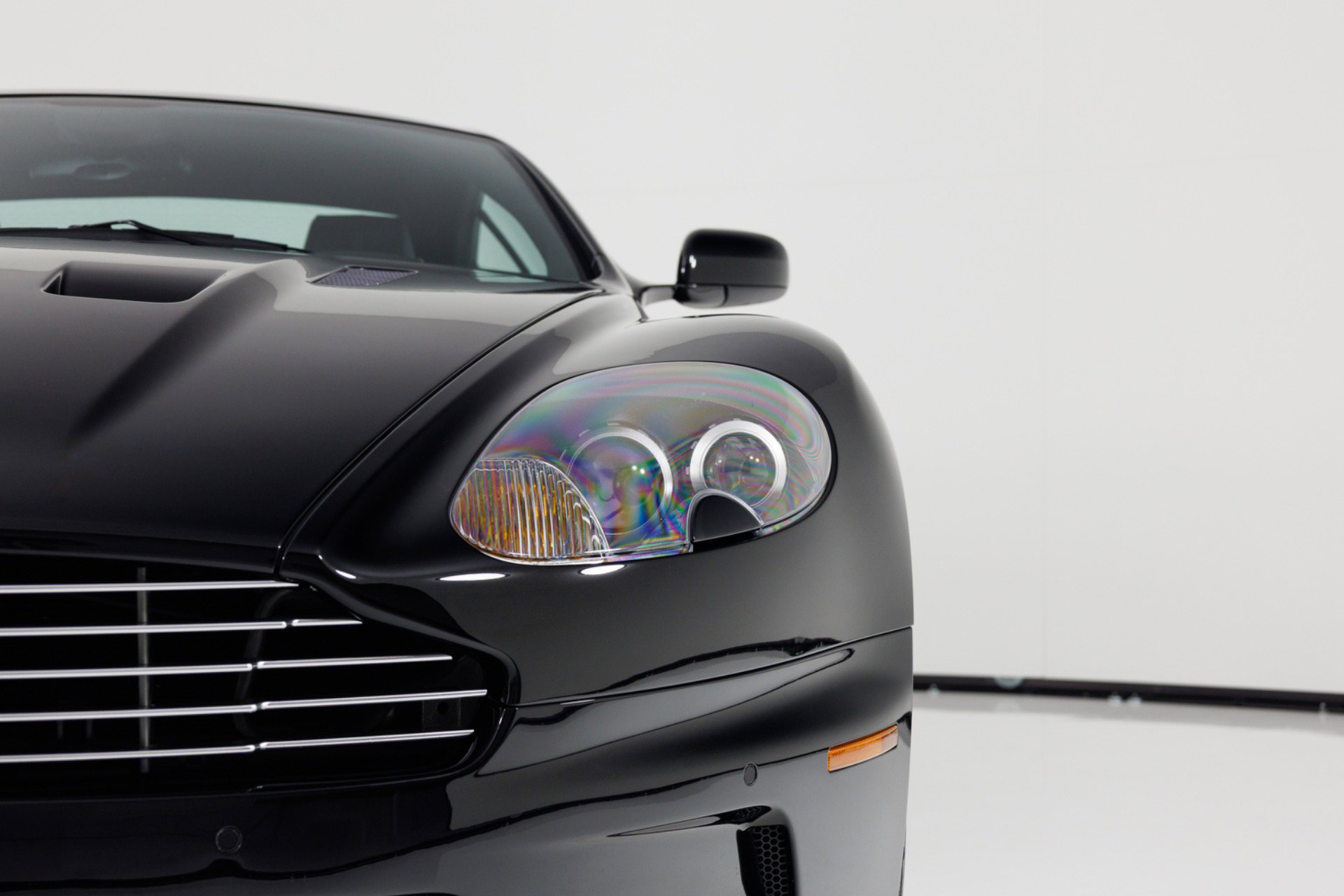 Used 2009 Aston Martin DBS Coupe RWD image 54