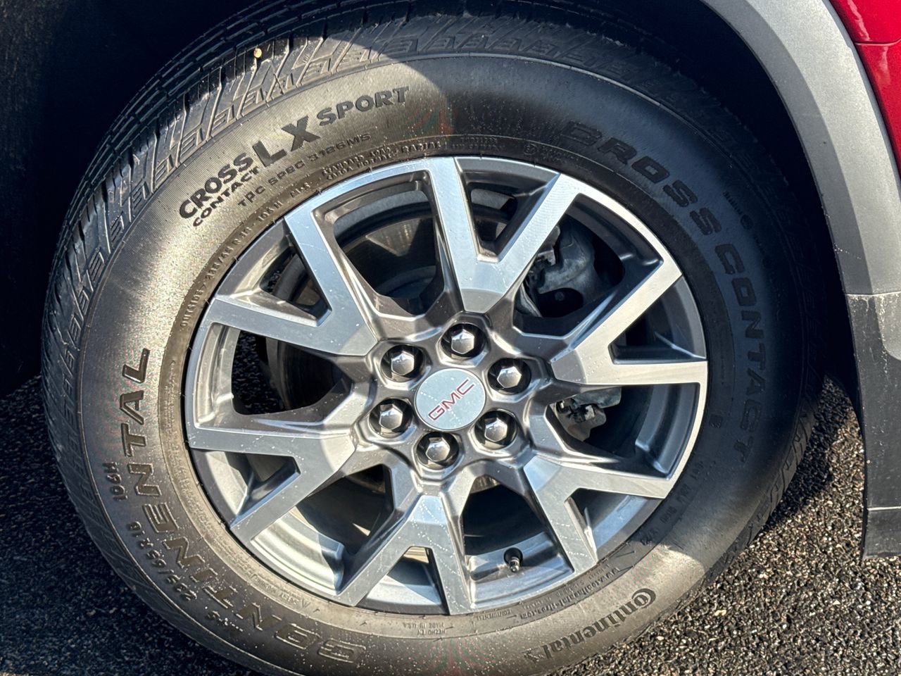 Used 2023 GMC Acadia SLT image 9