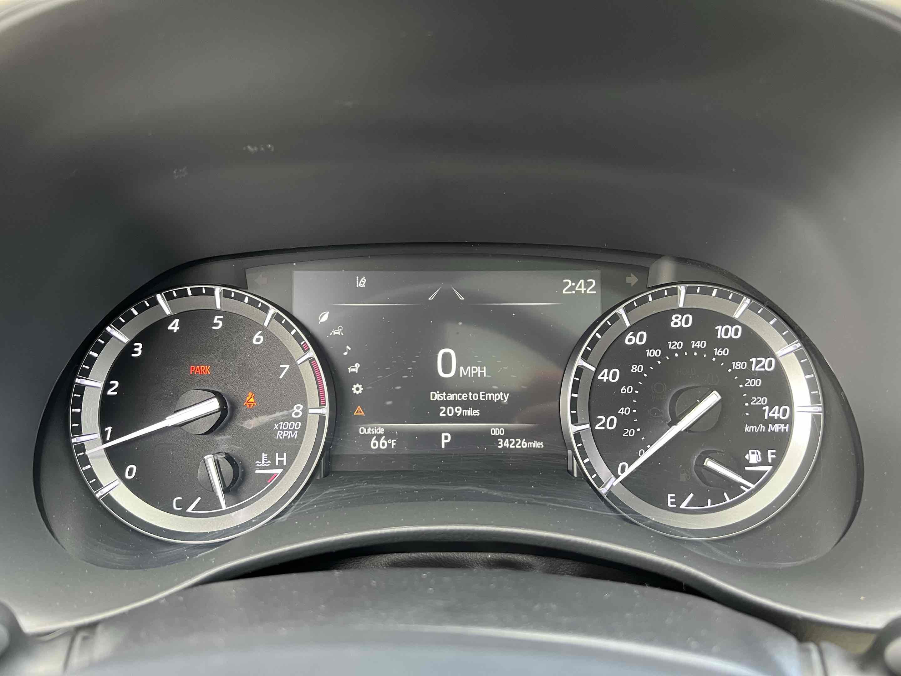 Used 2020 Toyota Highlander Platinum image 10