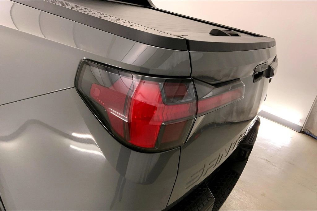 Used 2022 Hyundai Santa Cruz Limited image 28