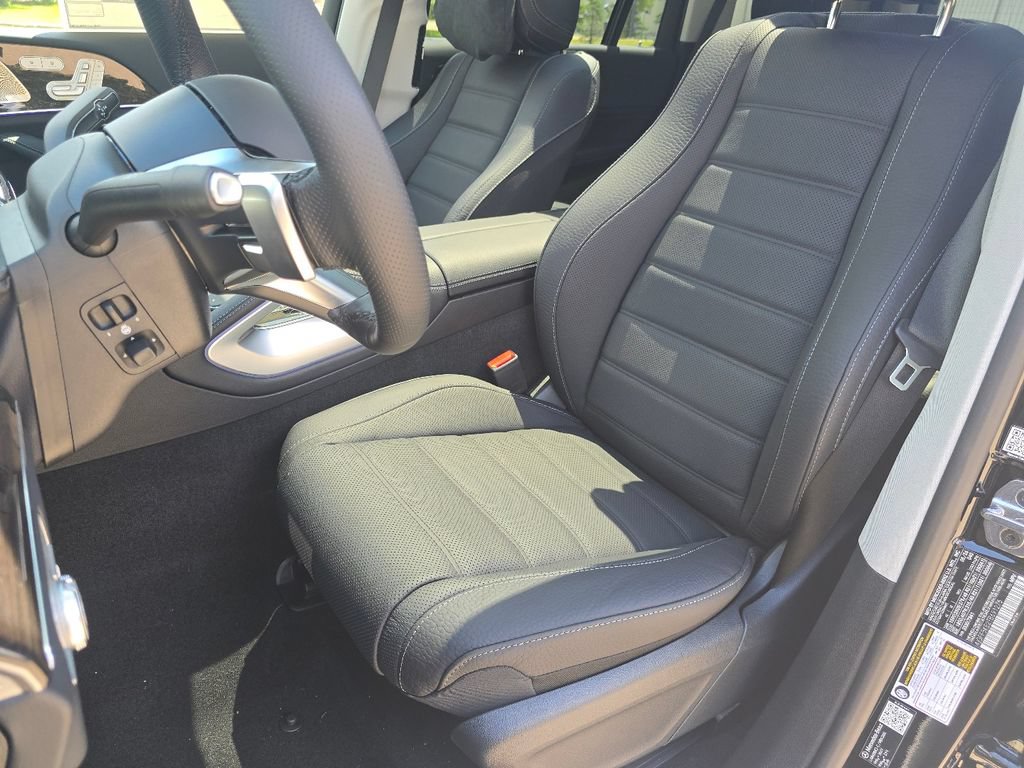 New 2026 Mercedes-Benz GLS 450 4MATIC image 25