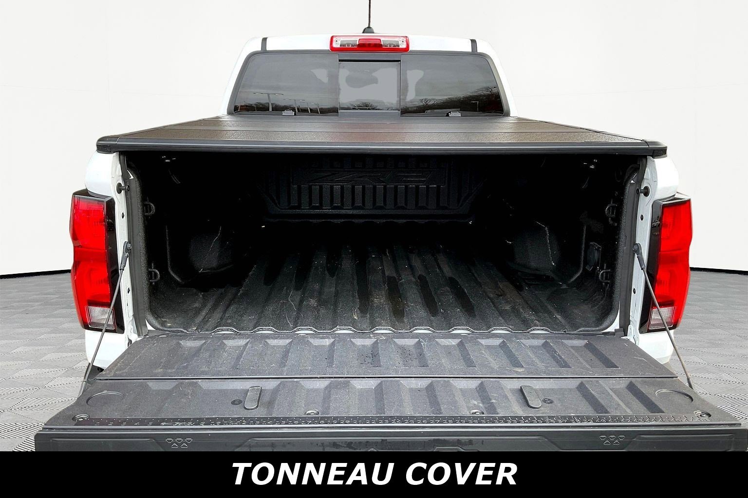 Used 2024 Chevrolet Colorado ZR2 image 8