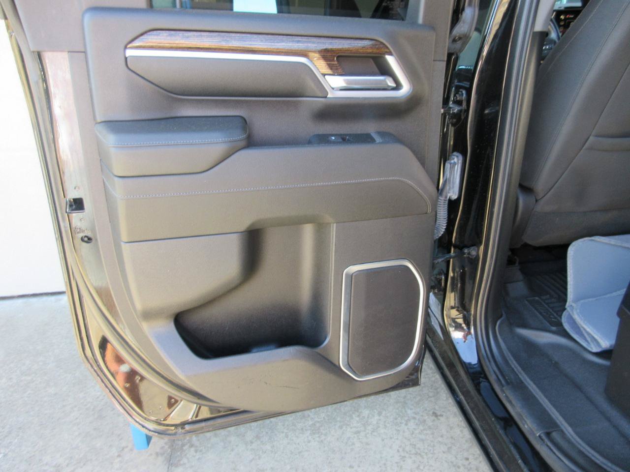 Used 2024 GMC Sierra 2500 SLE w/ SLE Convenience Package AWD/4WD image 30