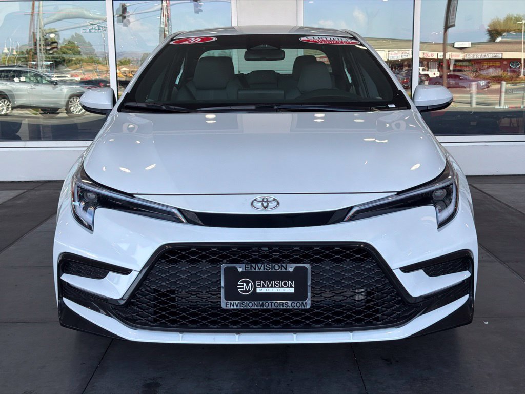 Certified 2026 Toyota Corolla SE FWD image 5