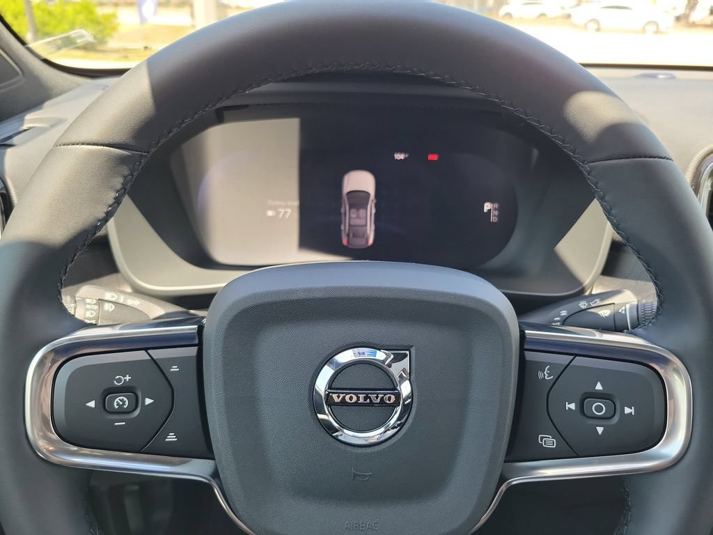 New 2024 Volvo C40 Recharge Core w/ Climate Package AWD/4WD image 10