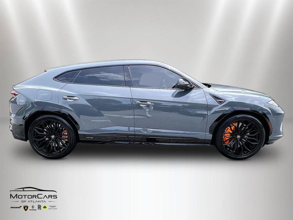 Used 2025 Lamborghini Urus SE AWD/4WD image 6