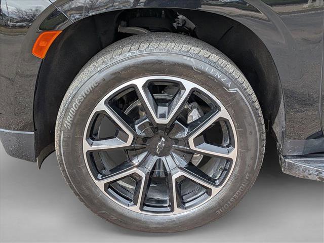 Used 2024 Chevrolet Tahoe RST w/ Luxury Package AWD/4WD image 9