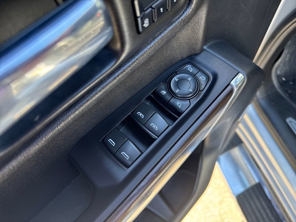 Used 2019 GMC Sierra 1500 SLT w/ SLT Premium Package AWD/4WD image 11