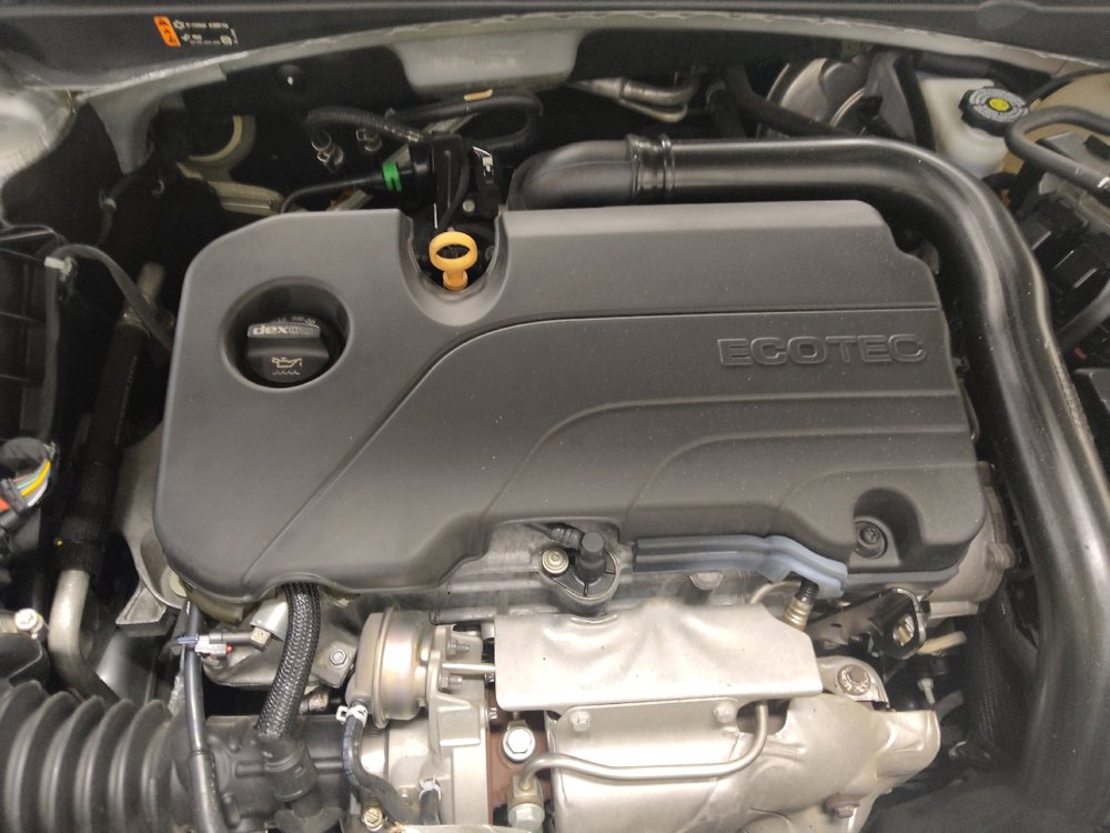 Used 2021 Chevrolet Malibu LT FWD image 30