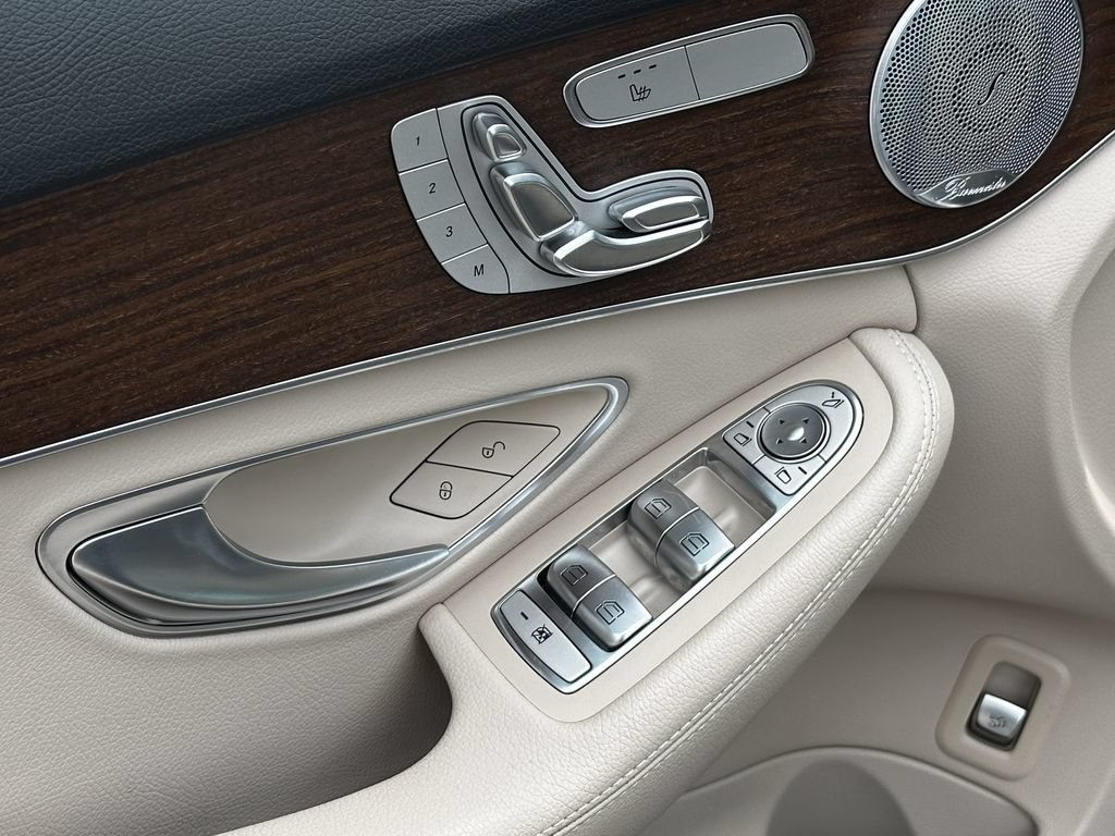 Certified 2021 Mercedes-Benz C 300 4MATIC Sedan image 12
