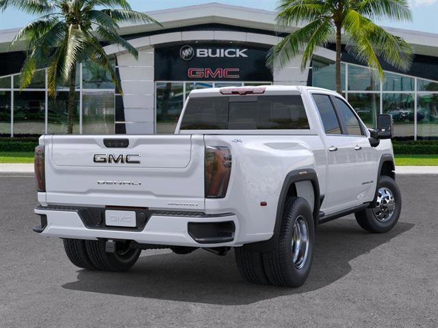 New 2026 GMC Sierra 3500 Denali Ultimate w/ LPO, Black Badging Package image 5