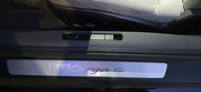 Used 2021 Porsche 911 Targa 4 image 31