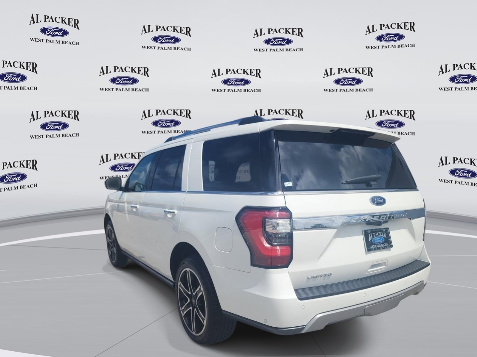Used 2021 Ford Expedition Limited RWD image 4