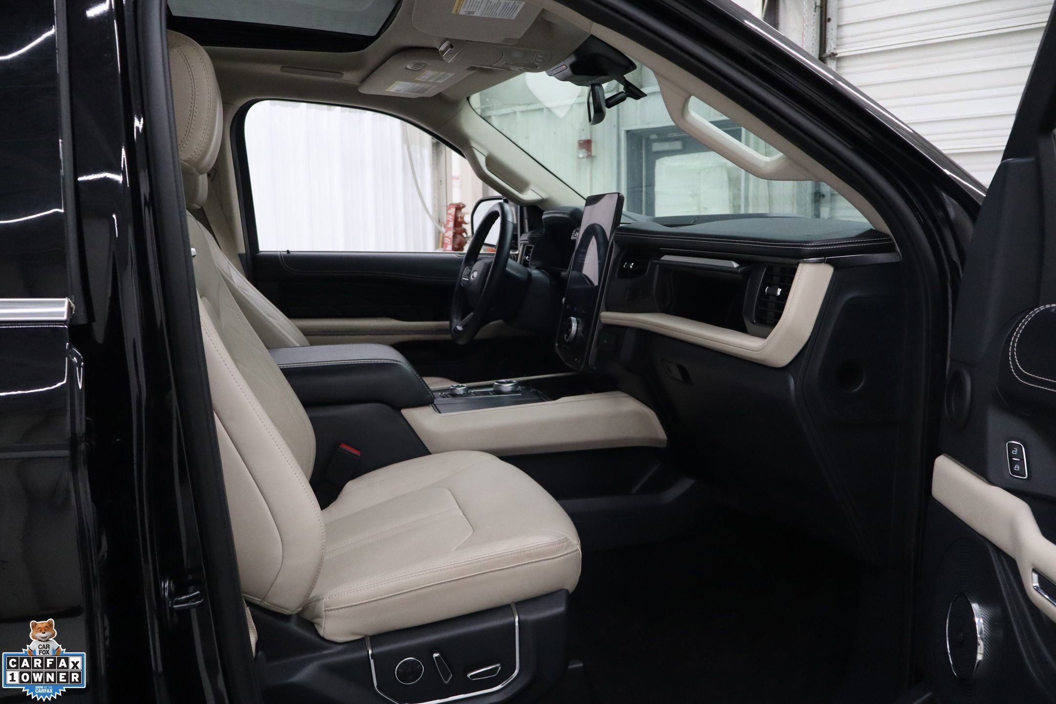 Used 2024 Ford Expedition Max Platinum image 32