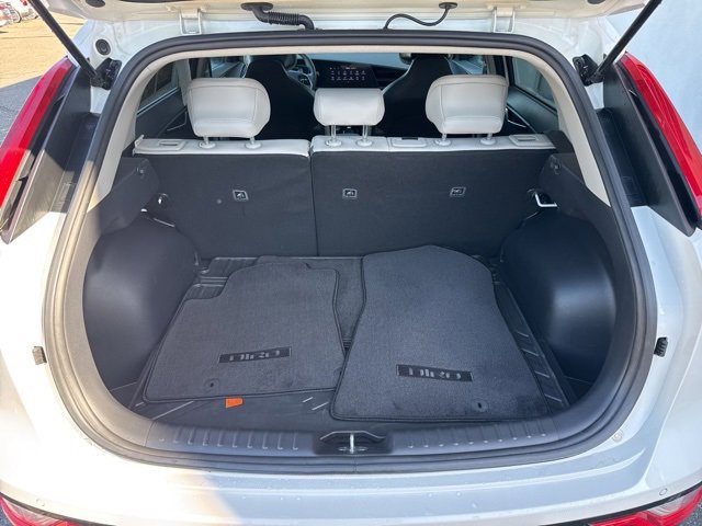 Certified 2024 Kia Niro EX Touring image 29