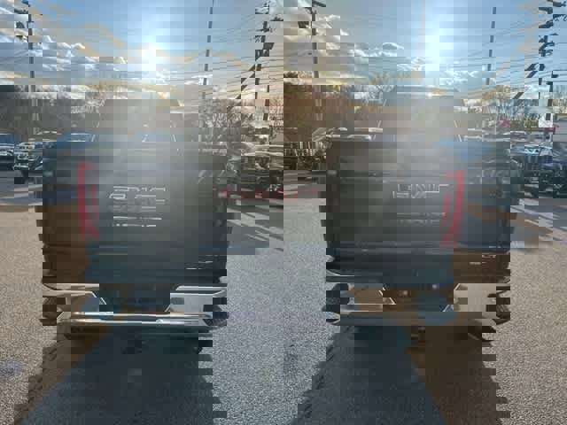 New 2026 GMC Sierra 2500 SLT w/ SLT Convenience Package image 6