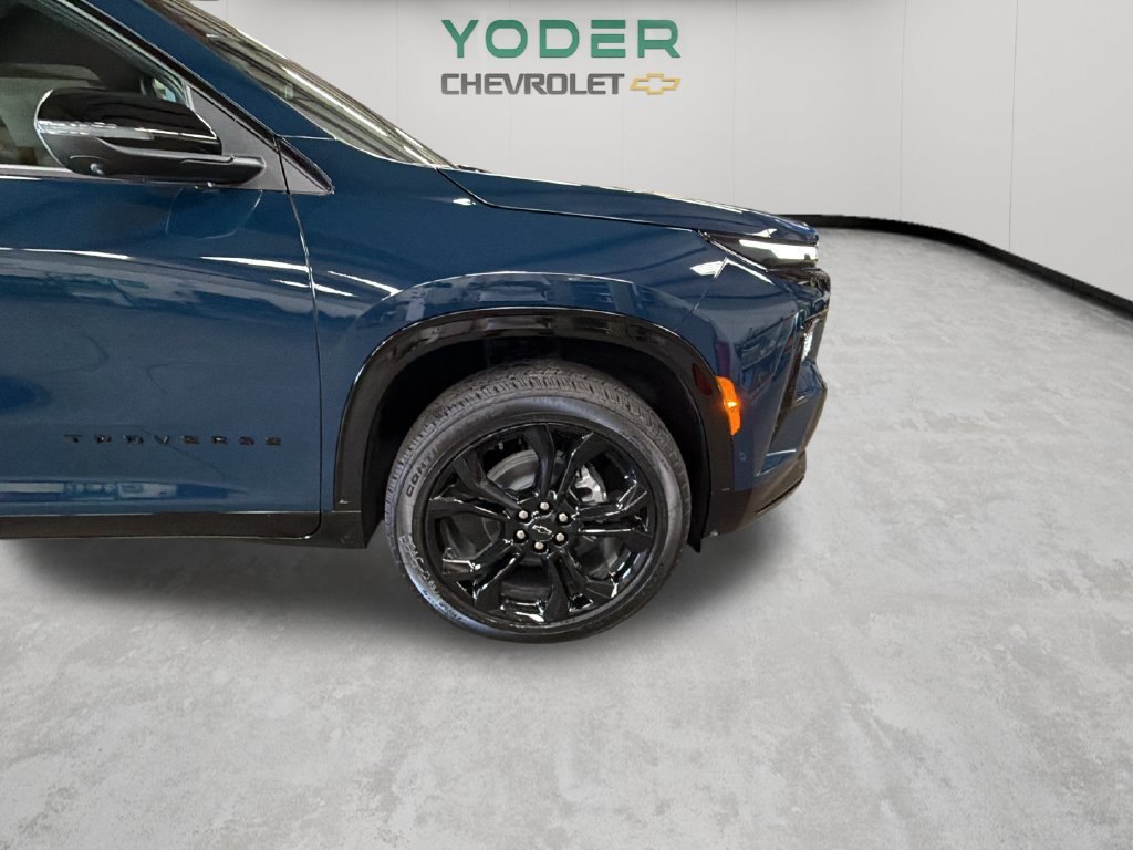 New 2027 Chevrolet Traverse RS w/ LPO, Floor Liner Package AWD/4WD image 48