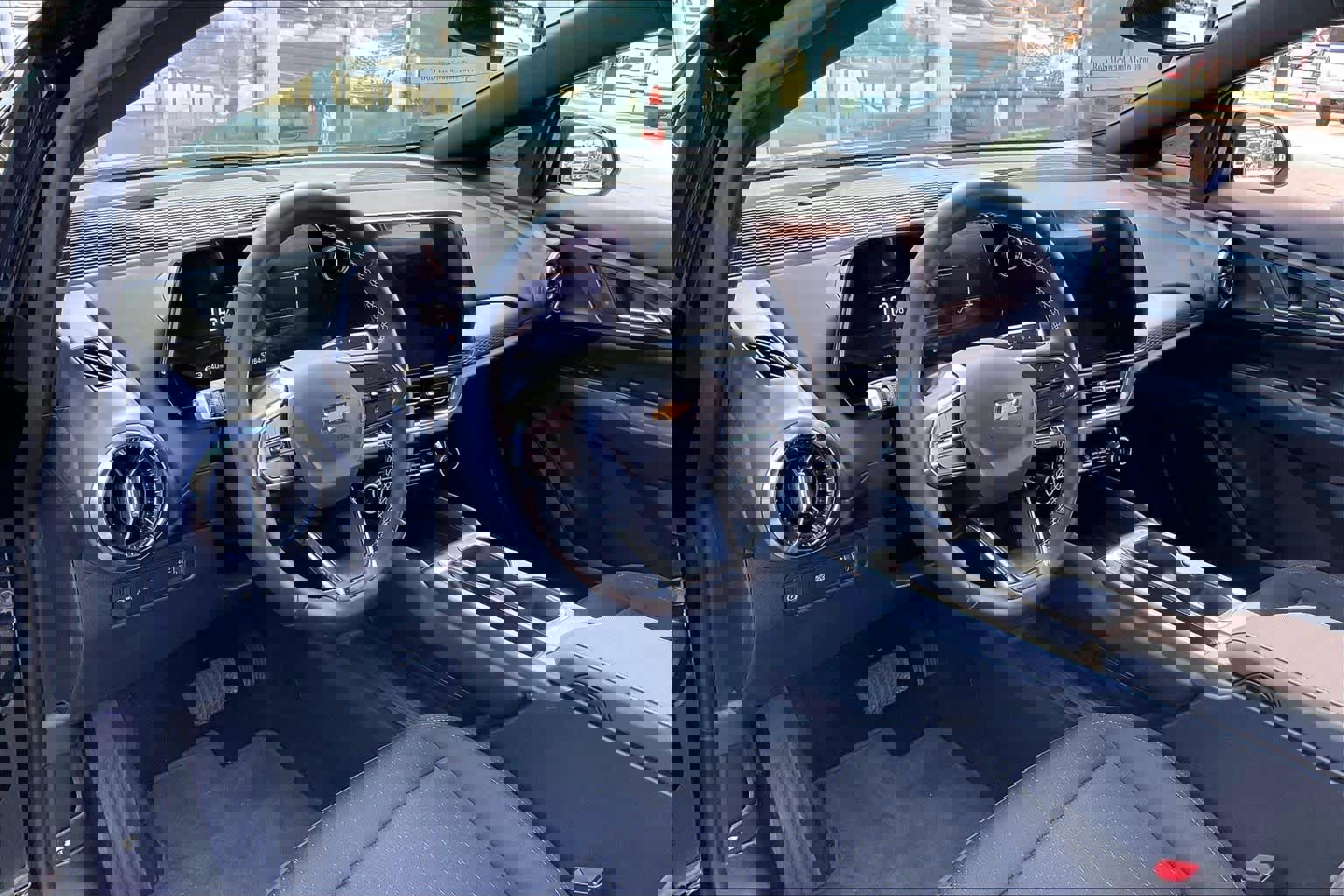 Certified 2025 Chevrolet Equinox EV LT w/ Comfort Package image 16