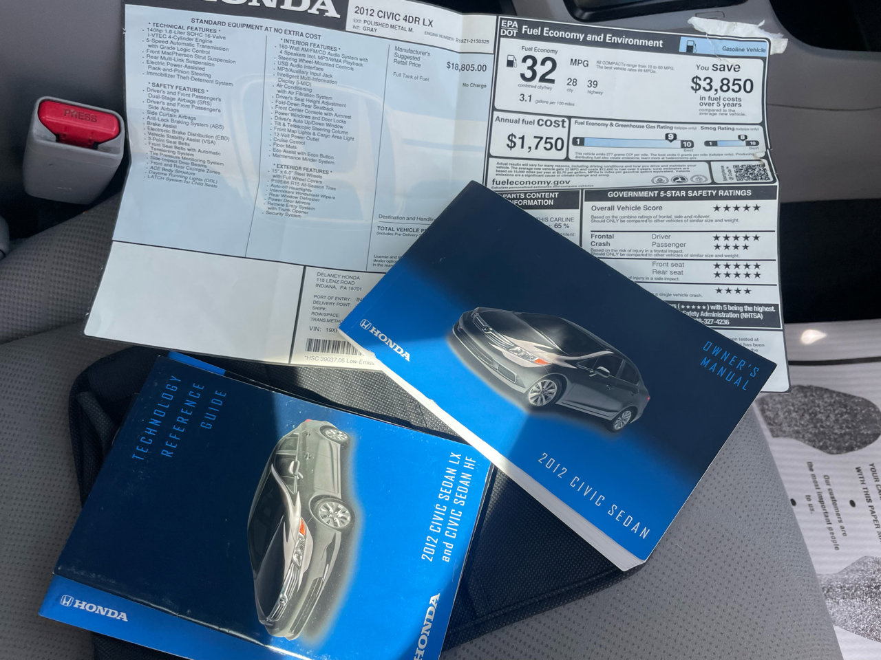 Used 2012 Honda Civic LX image 32