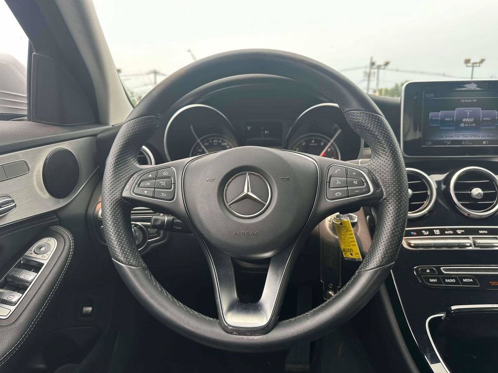 Used 2016 Mercedes-Benz C 300 4MATIC Sedan image 14