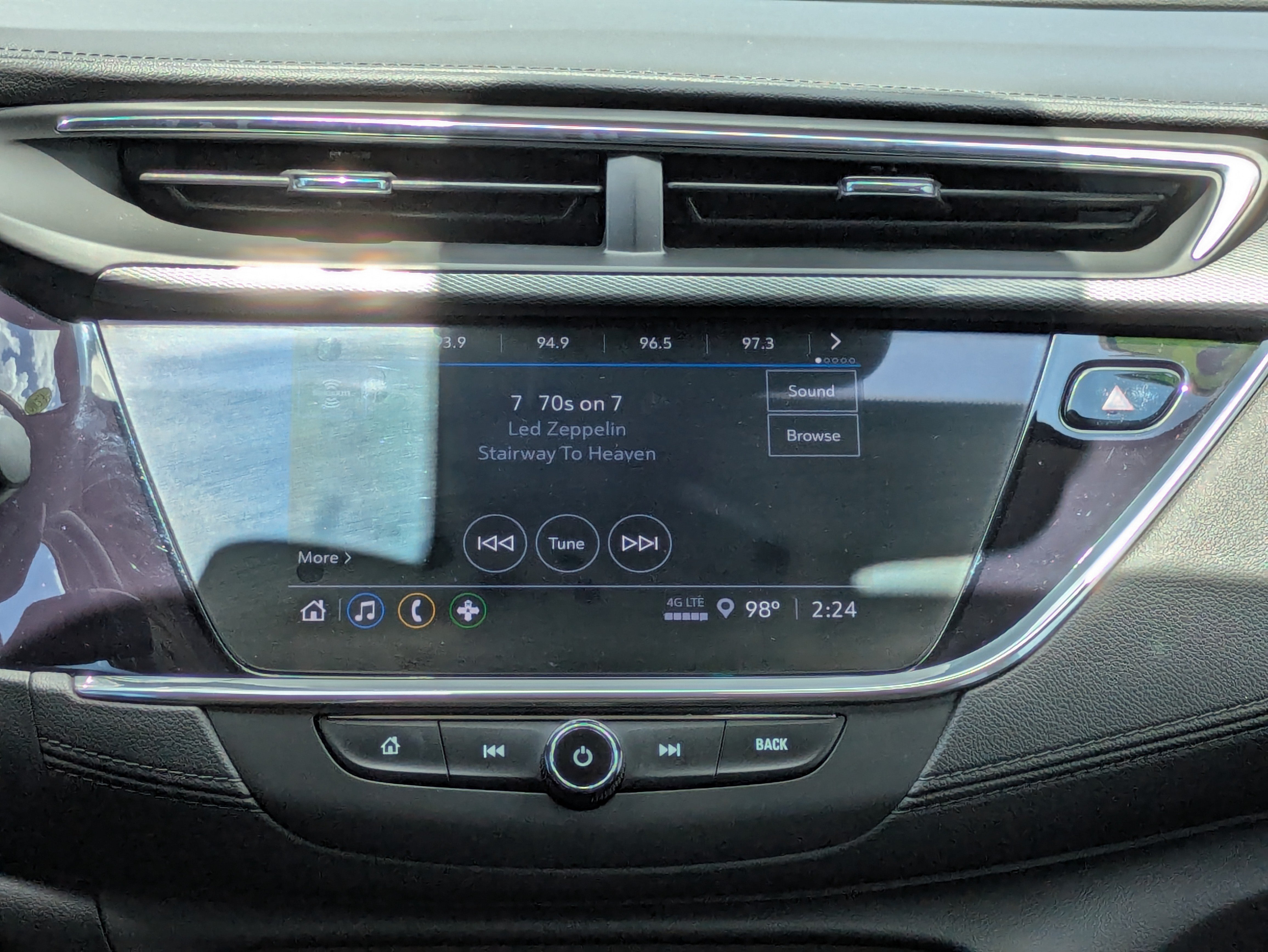 Used 2023 Buick Encore GX Preferred FWD image 18