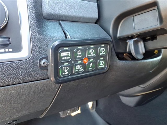 Used 2017 RAM 1500 Classic SLT image 12