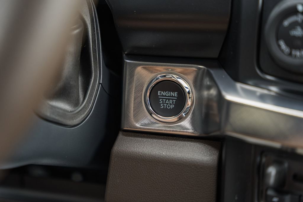 New 2026 Ford F350 King Ranch w/ Chrome Package image 32