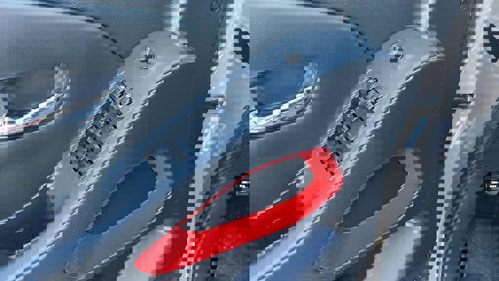 Used 2023 Nissan Frontier PRO-4X w/ Pro Convenience Package image 9