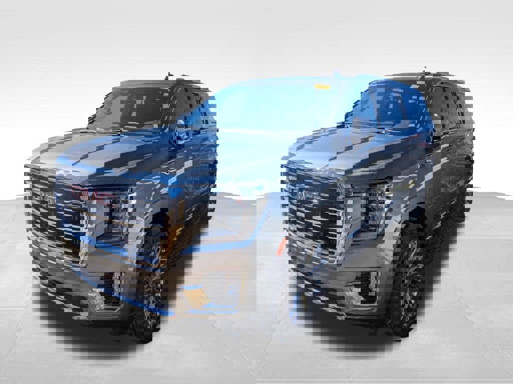 Used 2022 GMC Yukon XL SLT w/ SLT Premium Package image 4