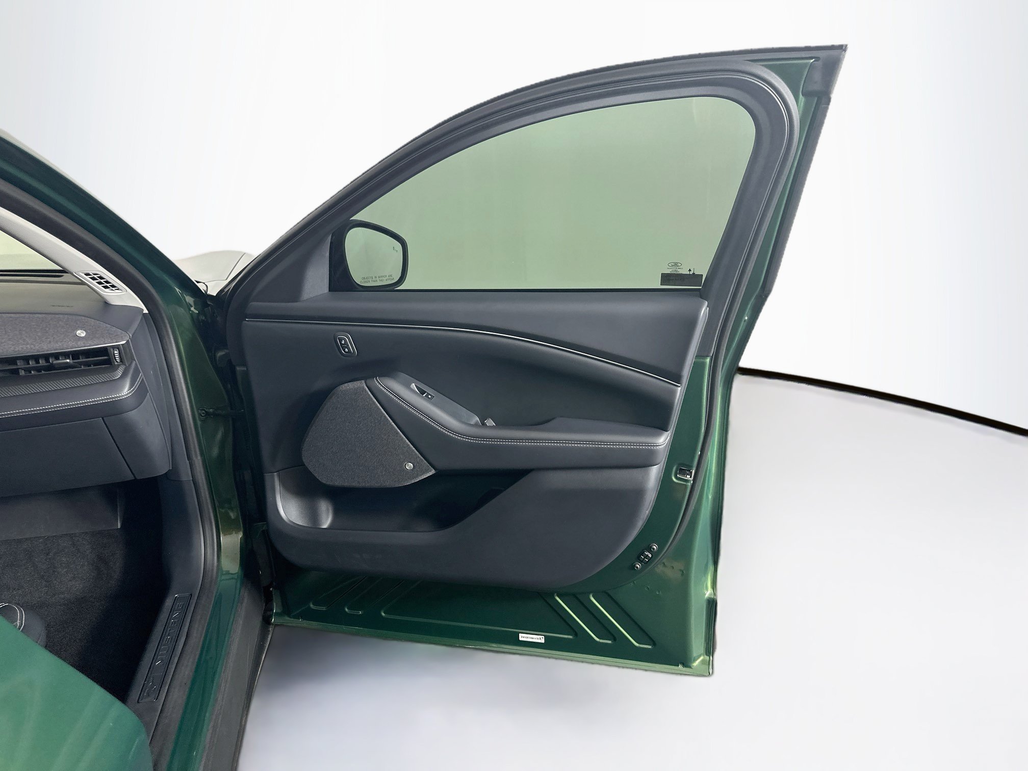 Used 2024 Ford Mustang Mach-E Premium RWD image 32
