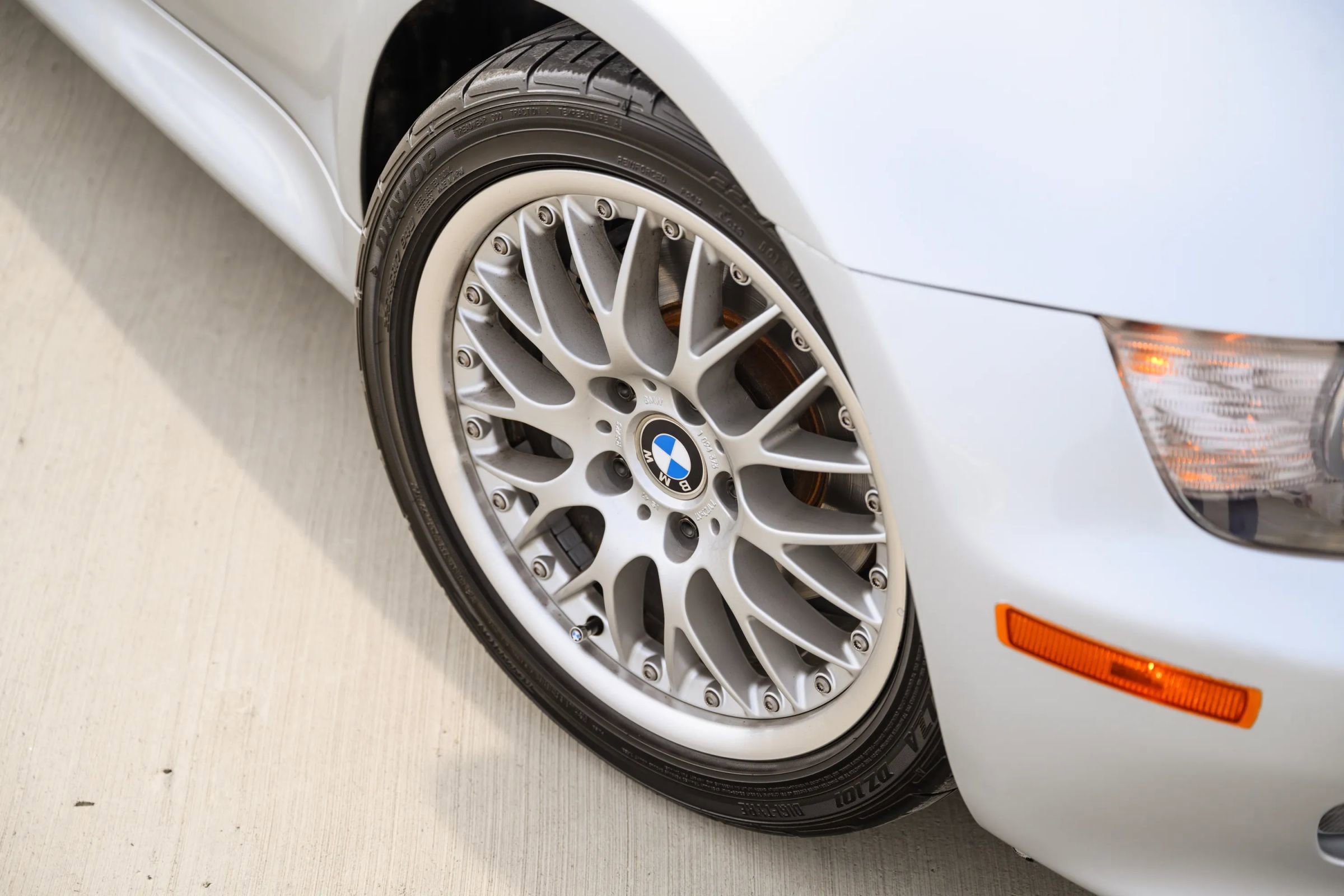 Used 2001 BMW Z3 3.0i image 5