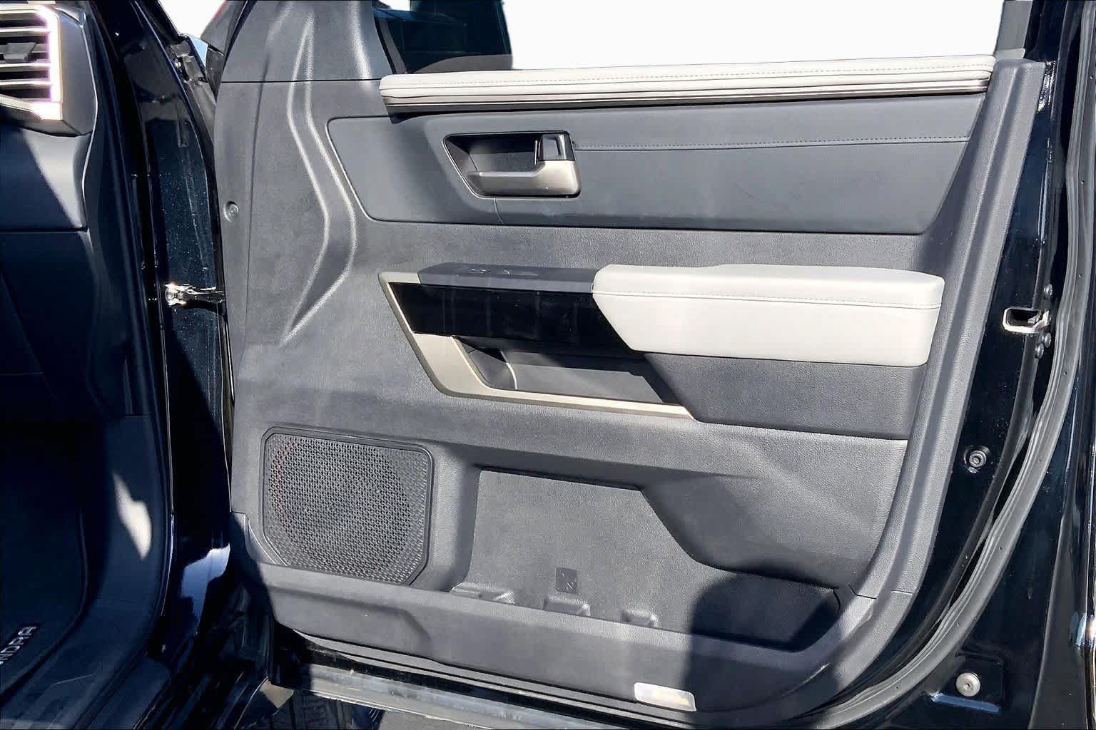 Used 2023 Toyota Tundra Limited AWD/4WD image 23