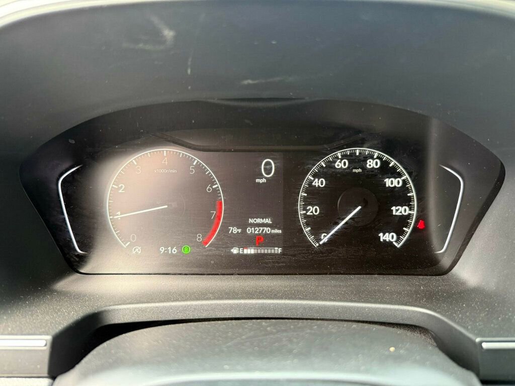 Used 2025 Honda Pilot EX-L image 4