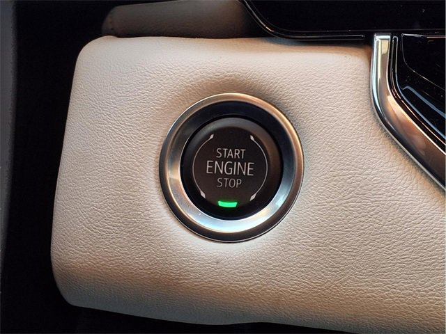 Used 2024 GMC Canyon AT4X image 17