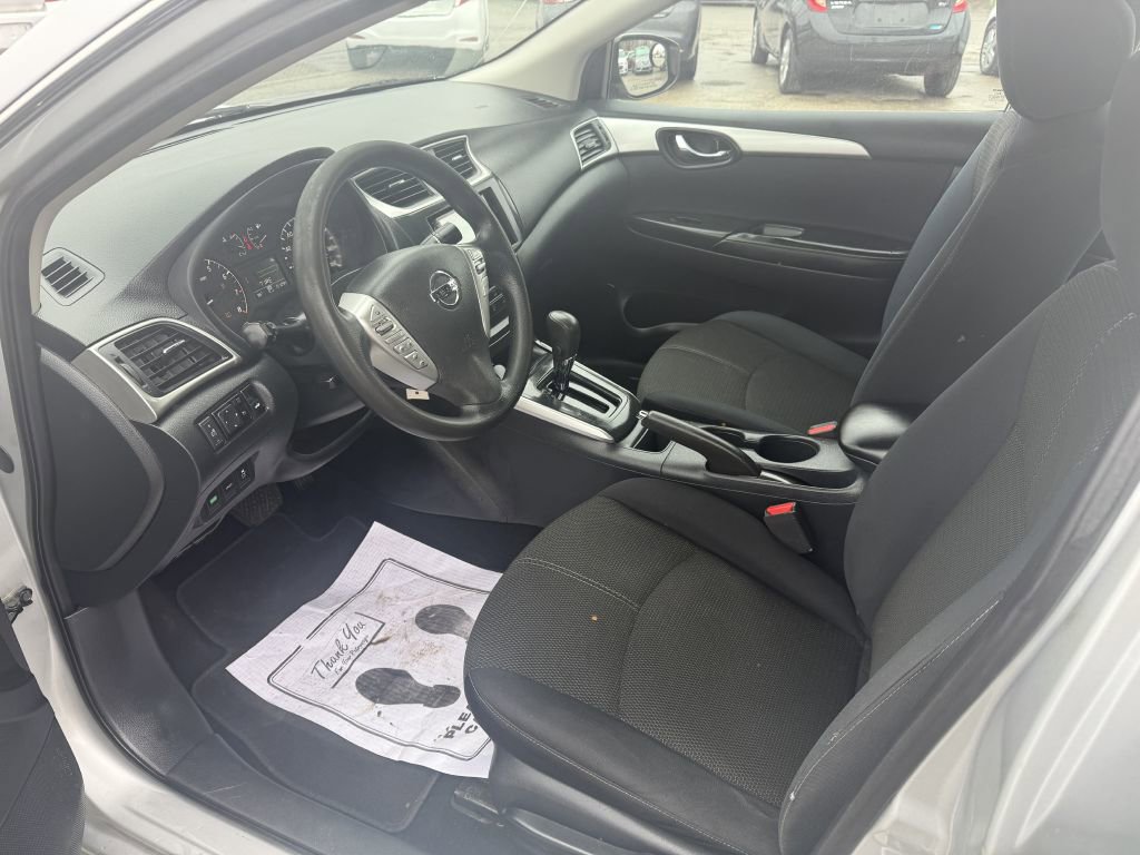 Used 2016 Nissan Sentra S image 8