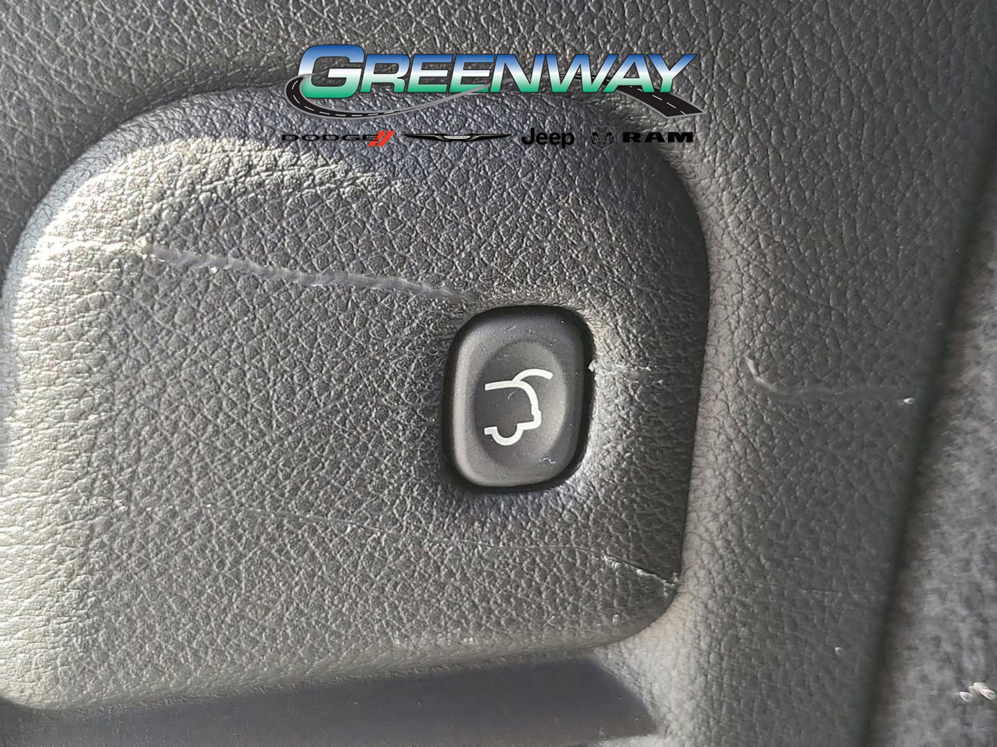 Used 2018 Dodge Durango GT w/ Premium Group image 5