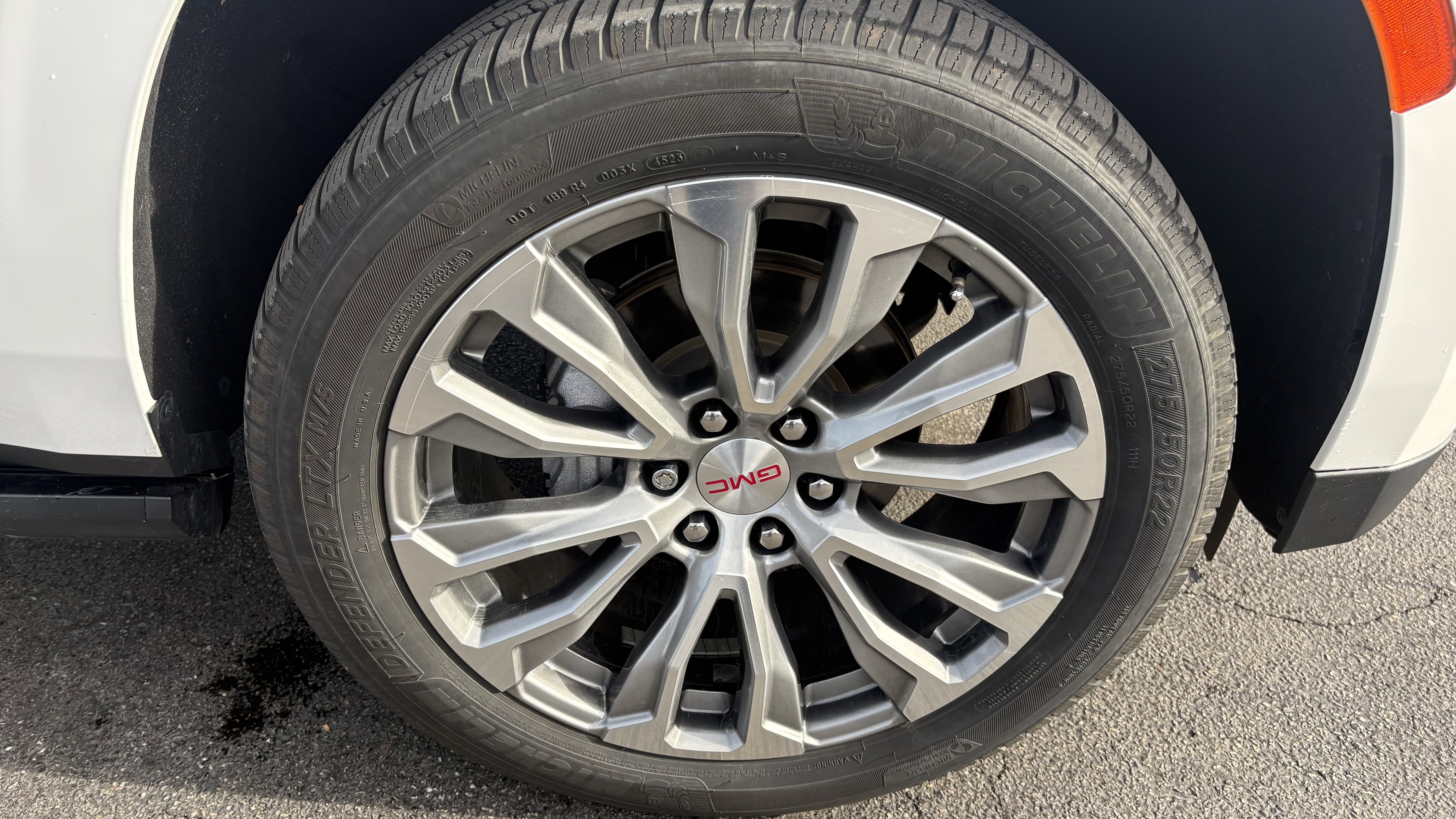 Used 2021 GMC Yukon Denali image 15