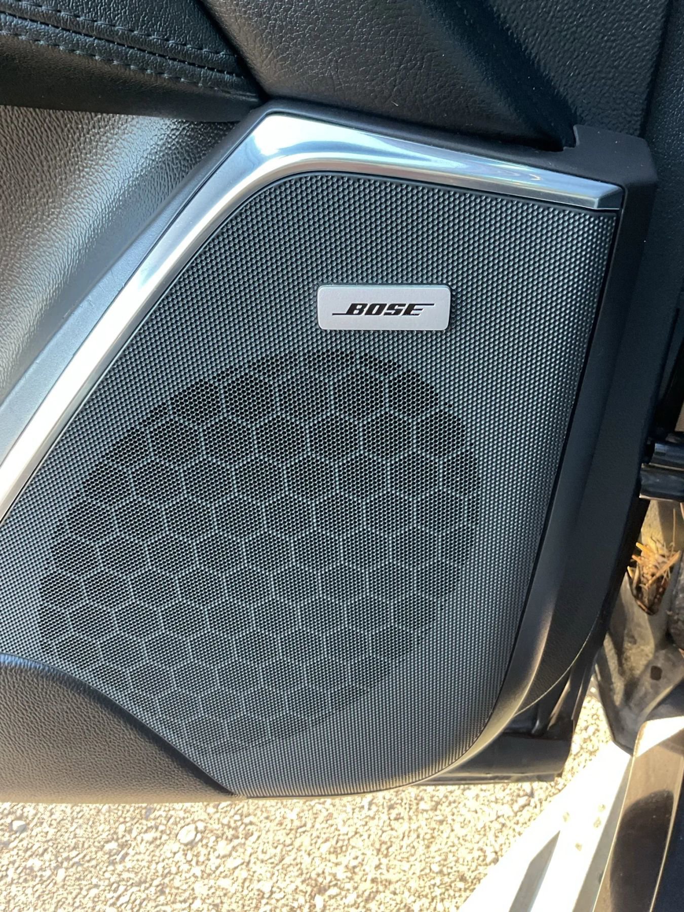 Used 2016 Cadillac Escalade ESV Premium image 36