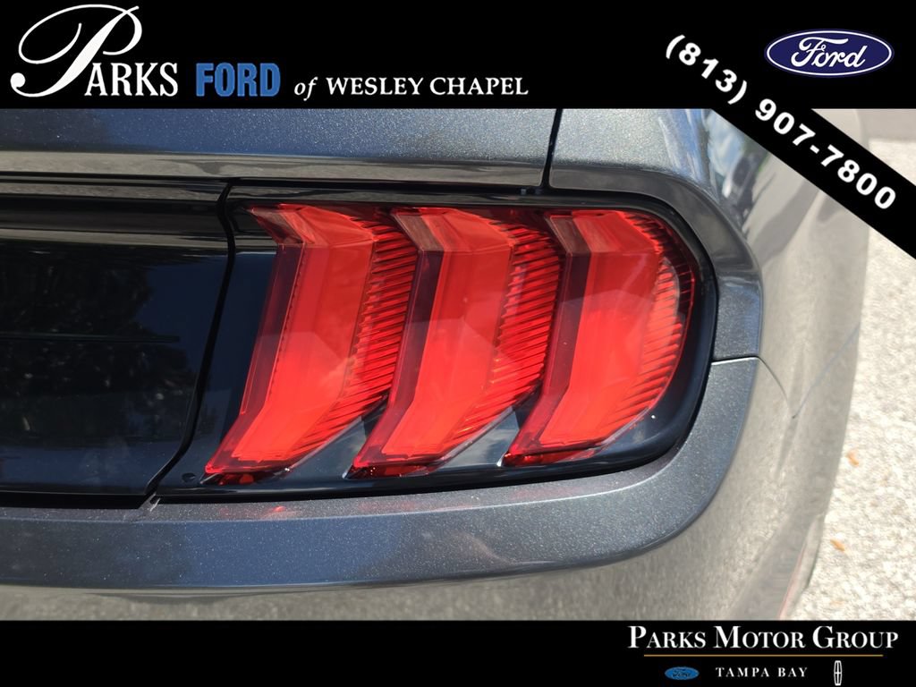 Used 2018 Ford Mustang Coupe w/ Equipment Group 101A RWD image 8