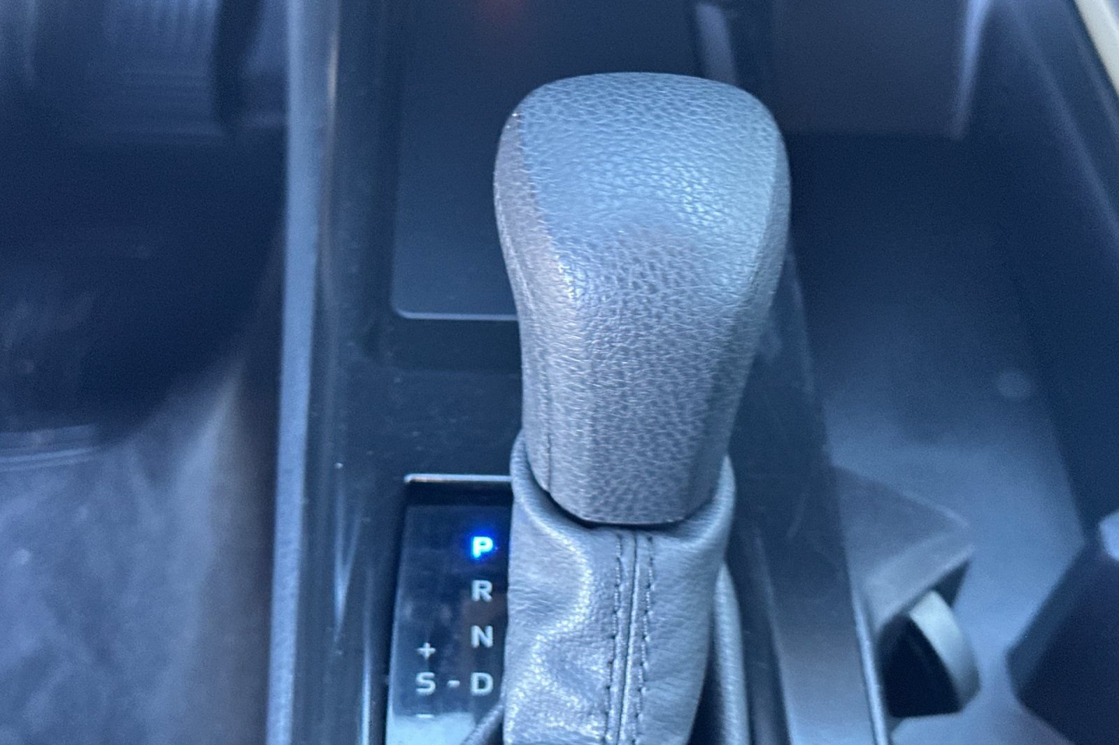 Used 2025 Toyota Camry LE FWD image 21