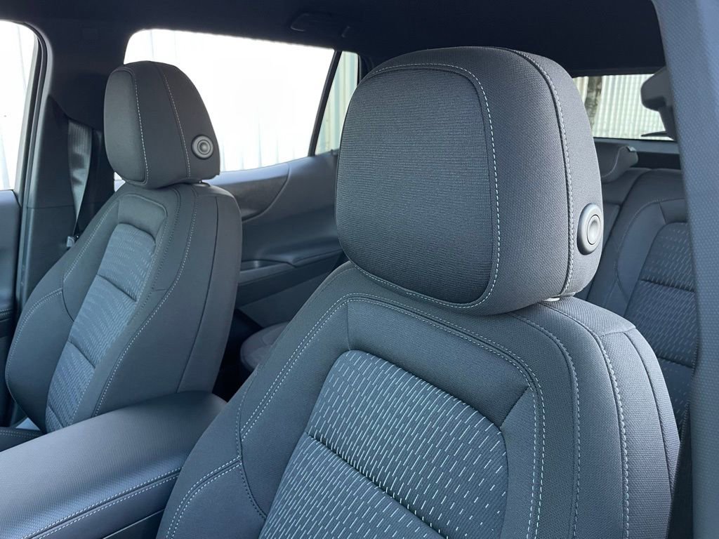 New 2026 Chevrolet Equinox LT image 24