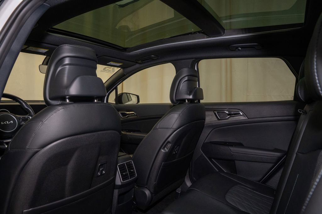 Certified 2025 Kia Sportage X-Pro image 9