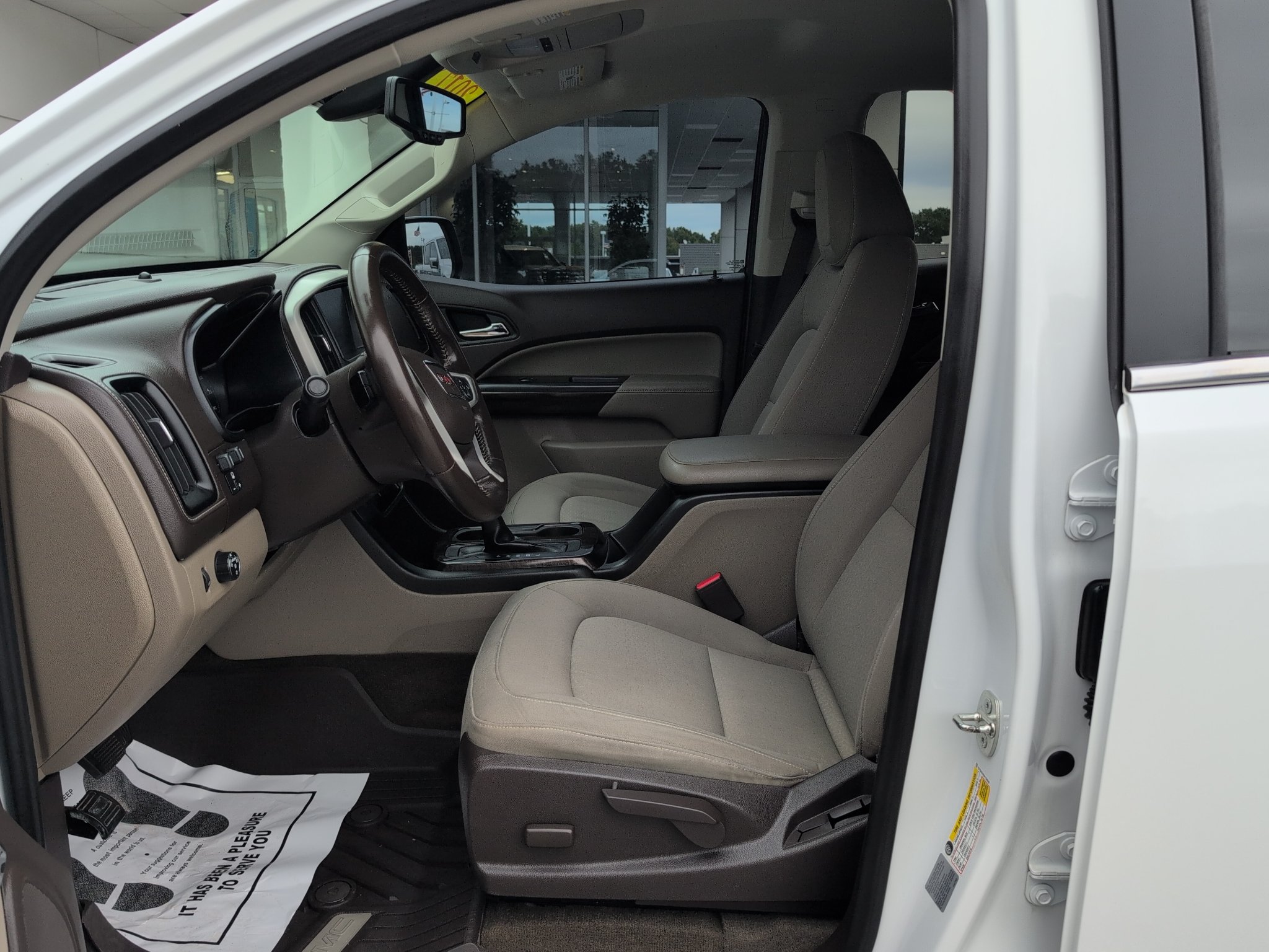 Used 2017 GMC Canyon SLE w/ SLE Convenience Package RWD image 14