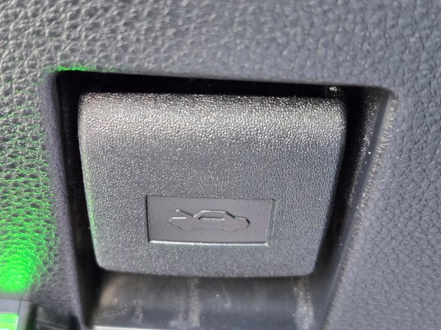 Used 2026 Toyota Corolla SE FWD image 22