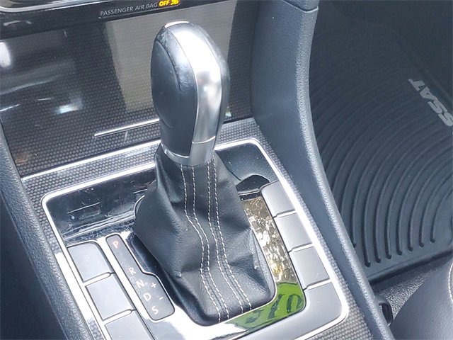 Used 2015 Volkswagen Passat 1.8T Sport image 26