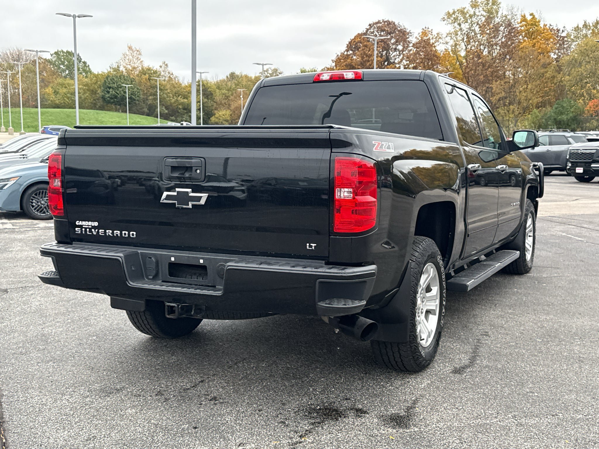 Used 2017 Chevrolet Silverado 1500 LT w/ All Star Edition AWD/4WD image 18