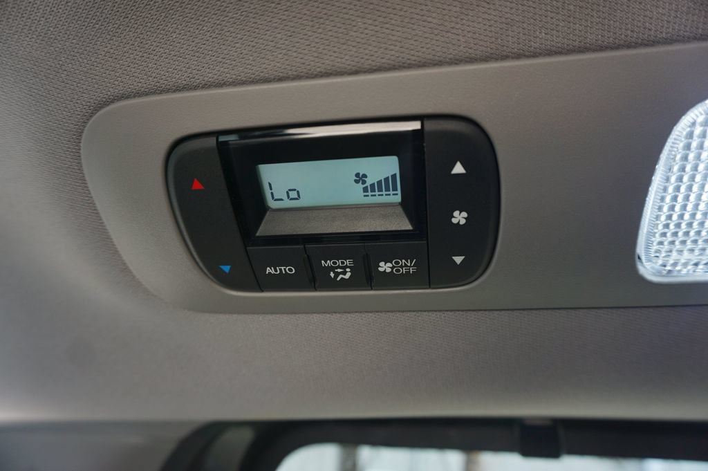 Used 2022 Honda Odyssey Touring image 17